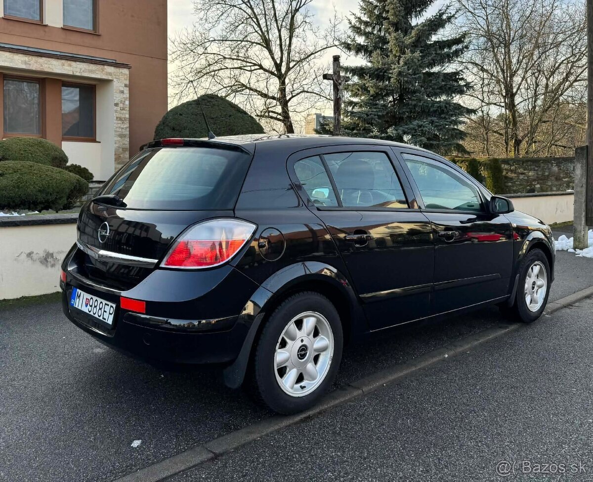 Opel astra - 4