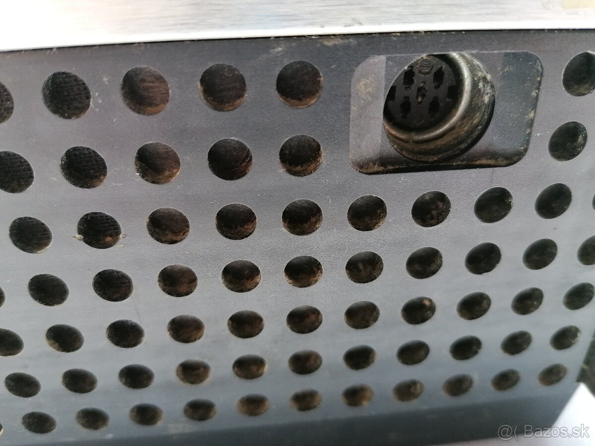 Kotúčový magnetofón UNITRA ZK - 147 A - 4