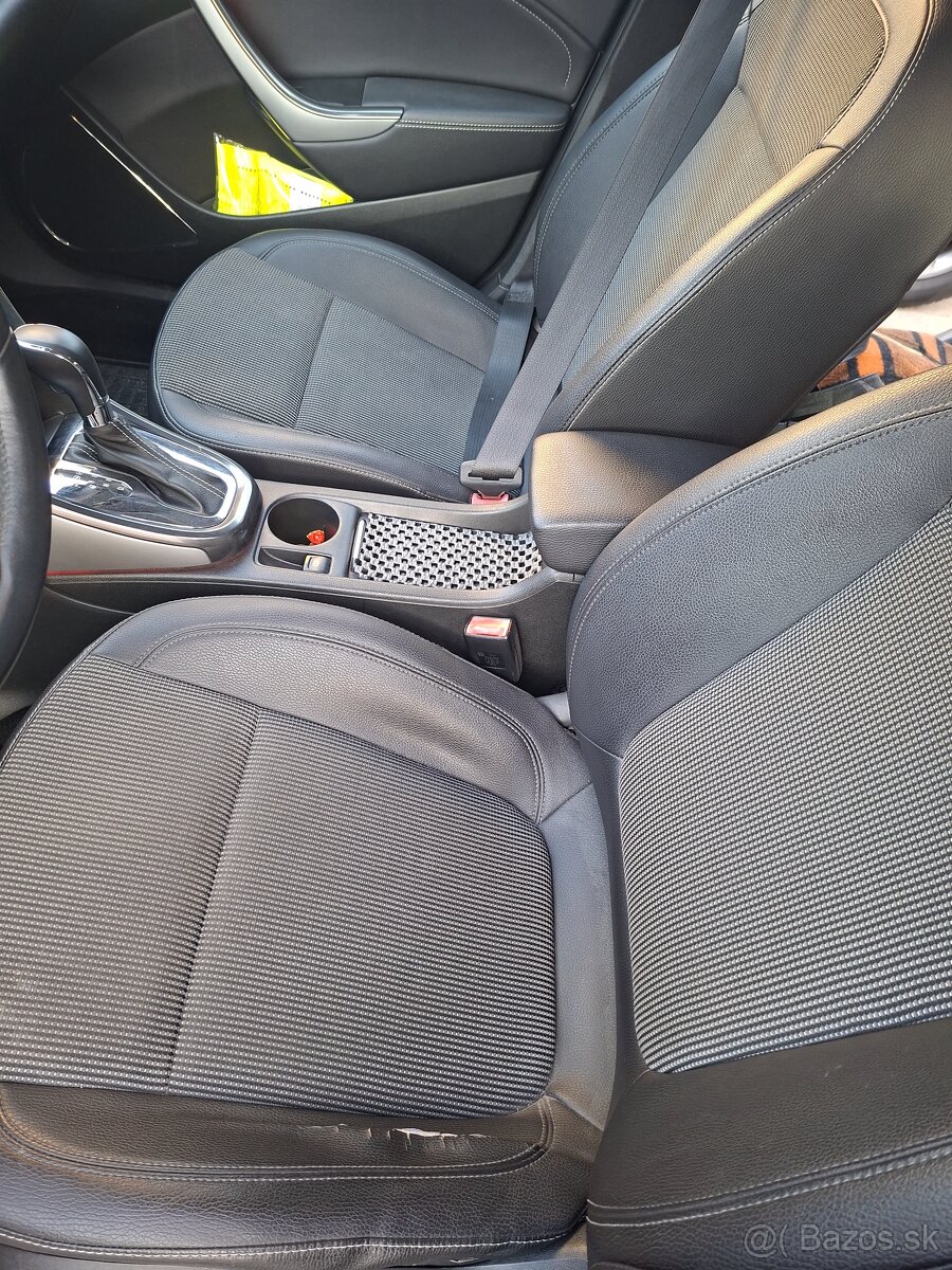 Opel astra J 2010 benzin+lpg automat - 4