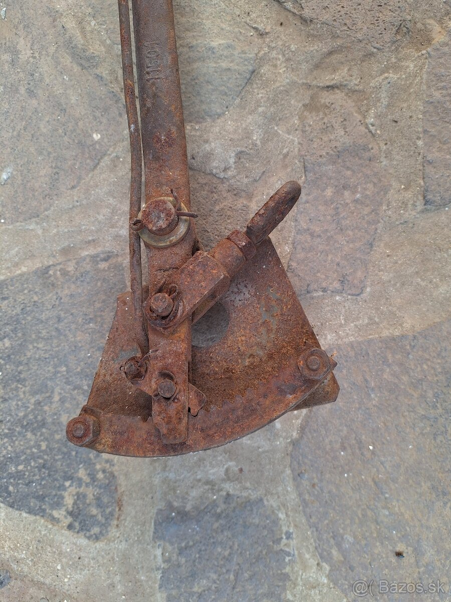 Historicka ručná brzda 1 - 4