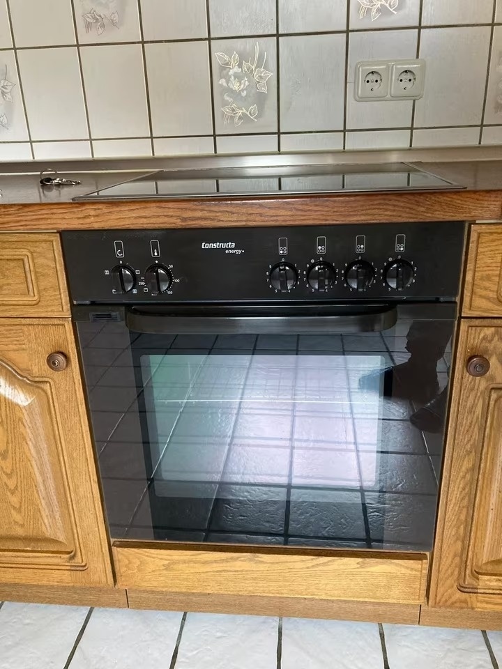 Masívna kuchynská linka z Nemecka so spotrebičmi - 4