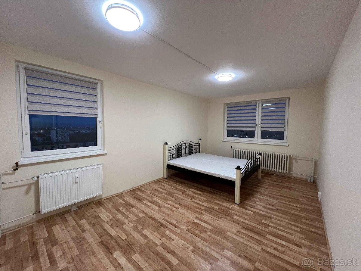 Na prenájom veľký 1-izbový byt, PP Starý Juh, pri nemocnici - 4