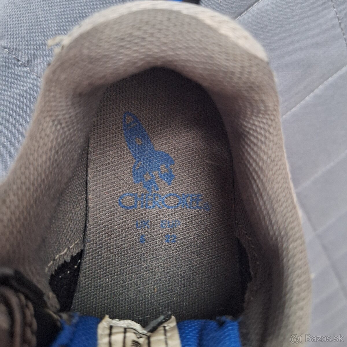 TOPÁNOČKY (v. 22) 5 € - 4