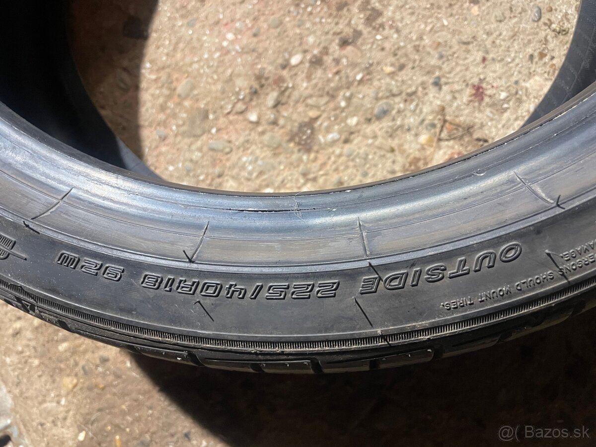 Letné pneumatiky Falken 225 40 r18 - 4