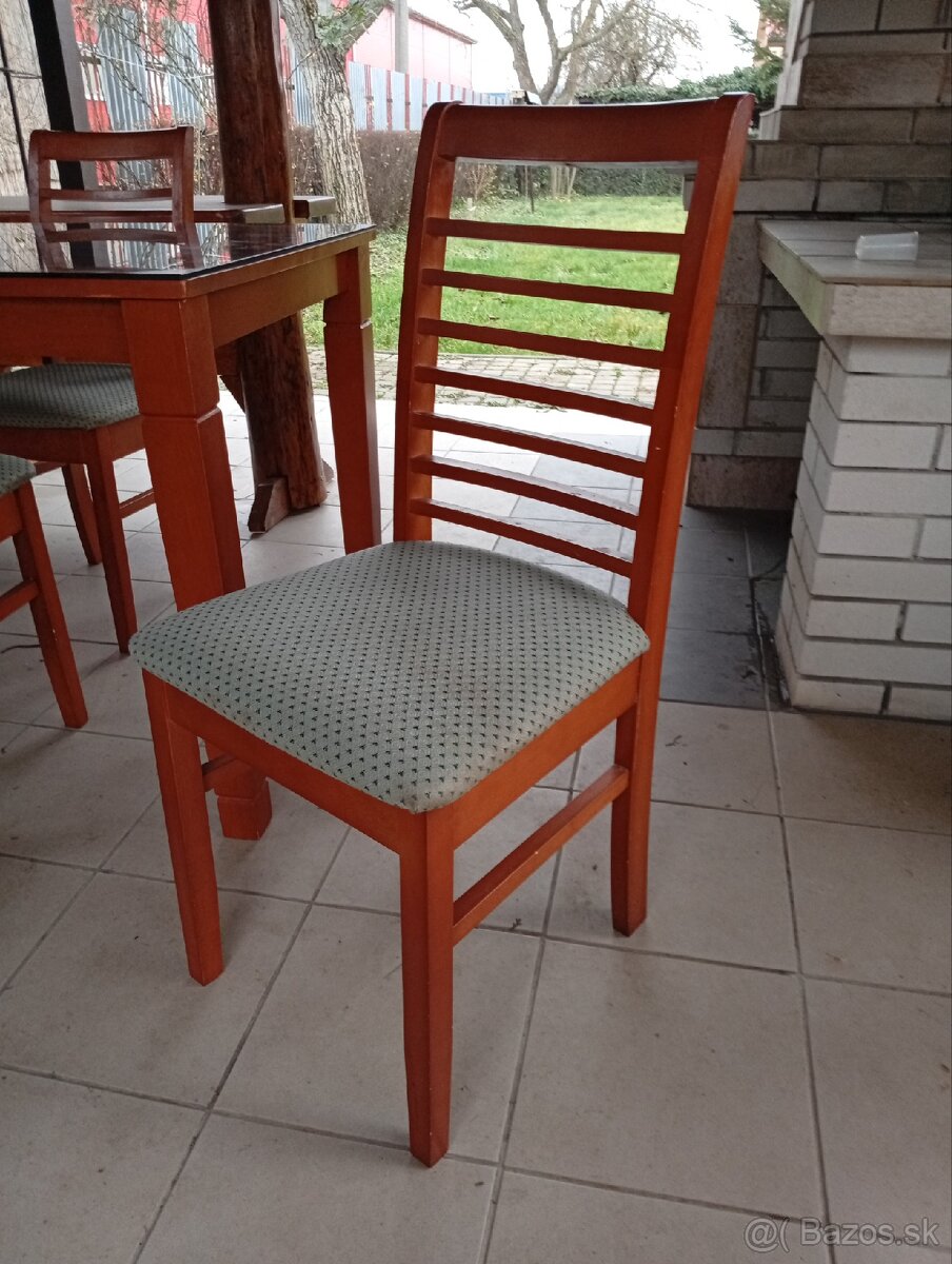 Kuchynský stôl+ stoličky - 4