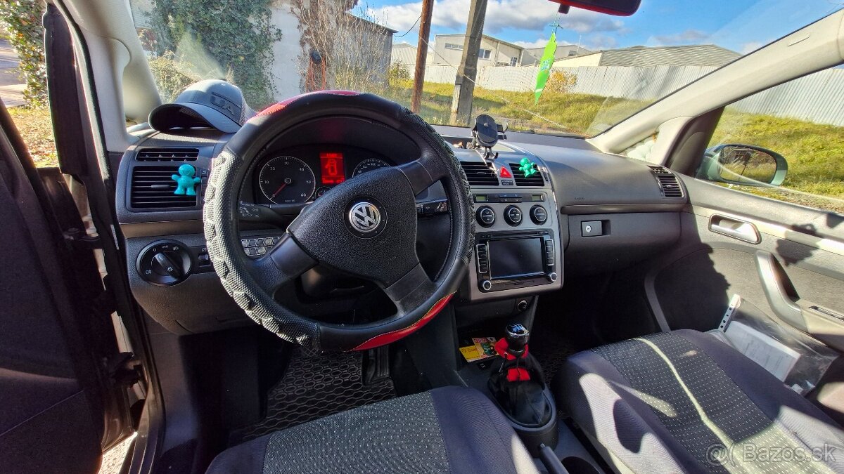 Volkswagen Touran 1.9 - 4