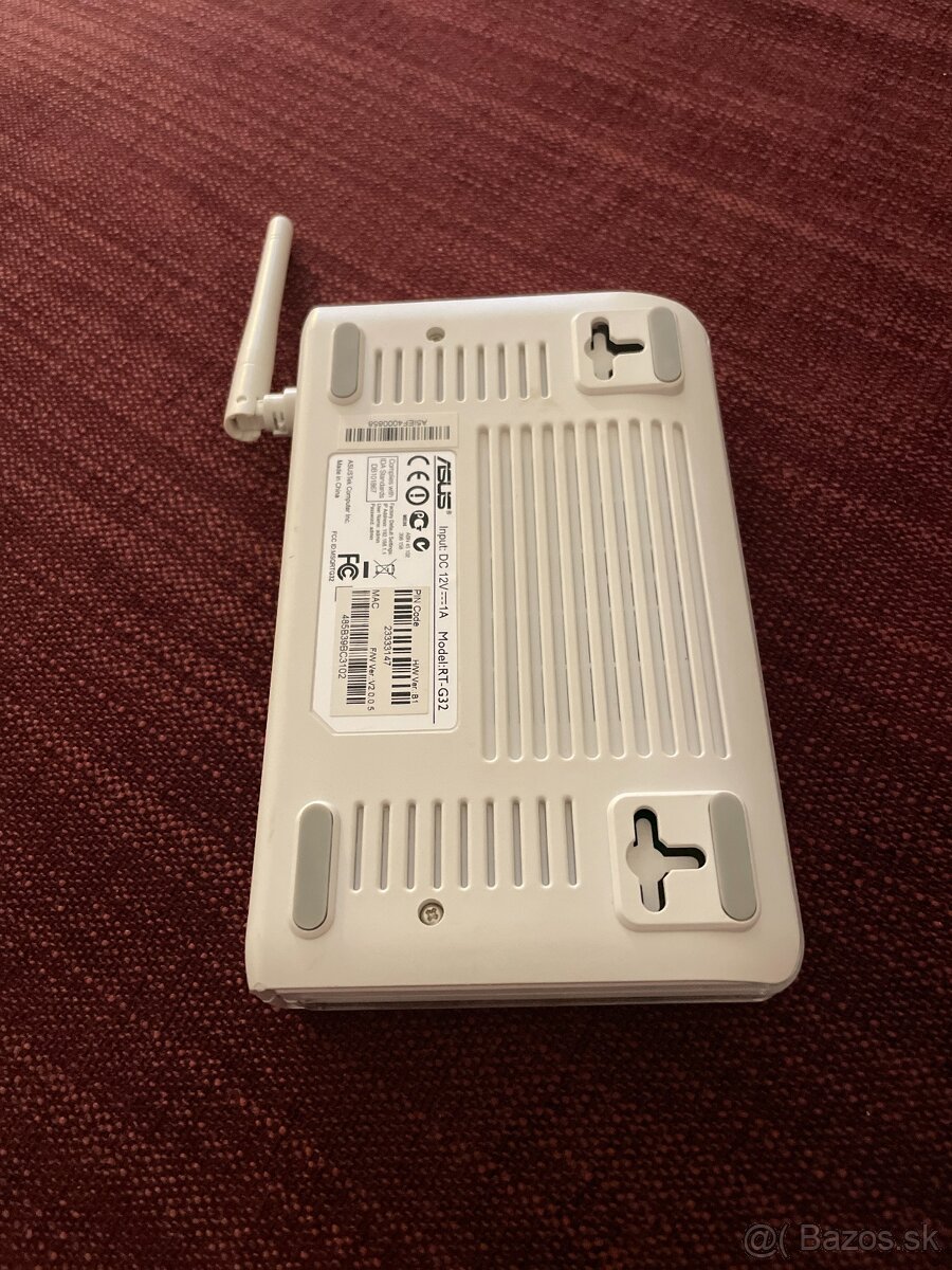 Asus Router Model RT - G32 - 4