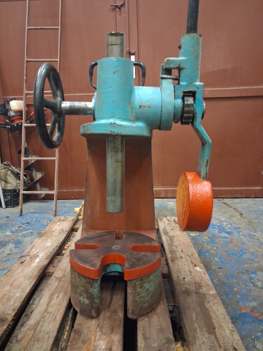 Lis LRH2 ,Hrebeňový lis, dielňa, pneuservis,pneuservis - 4