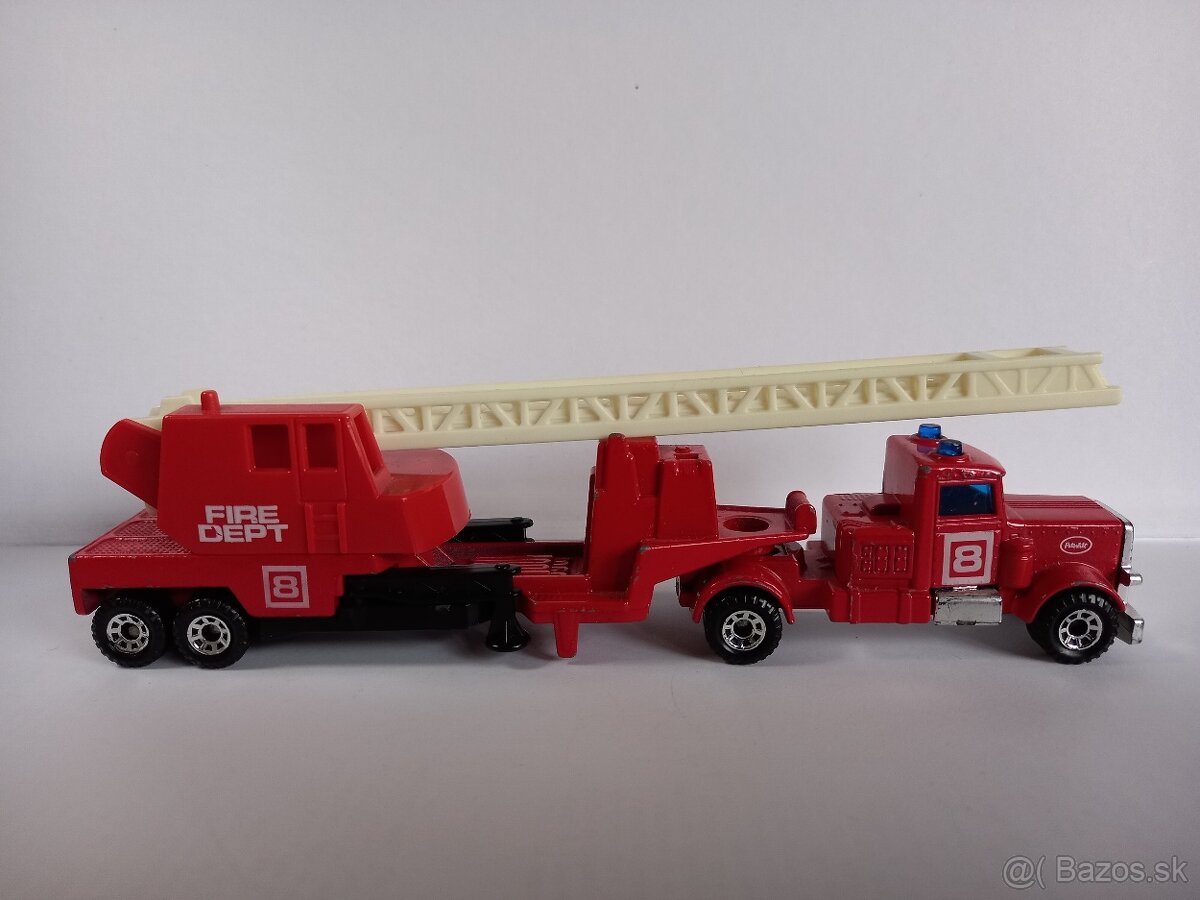 MATCHBOX CONVOY - PETERBILT FIRE ENGINE - 4