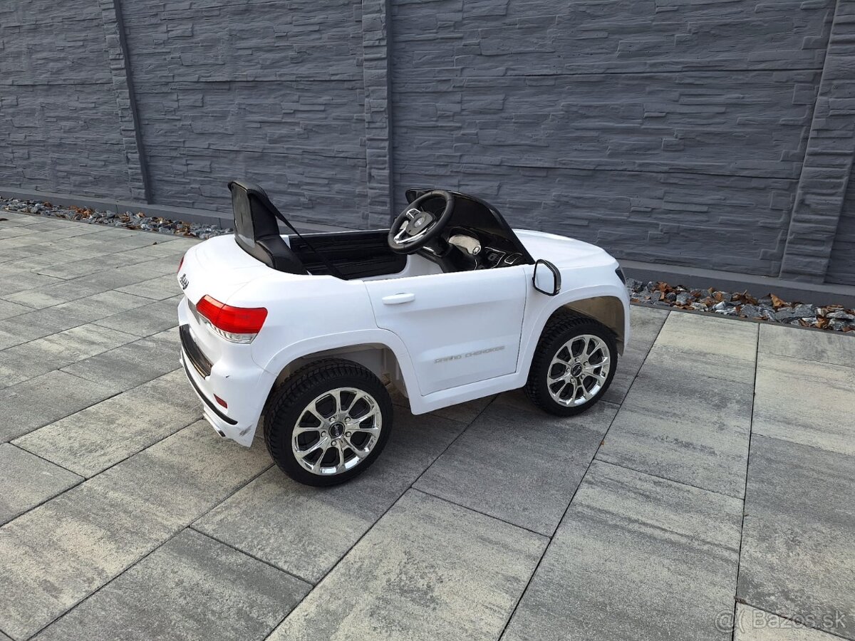 Detské elektricke autíčko - 4