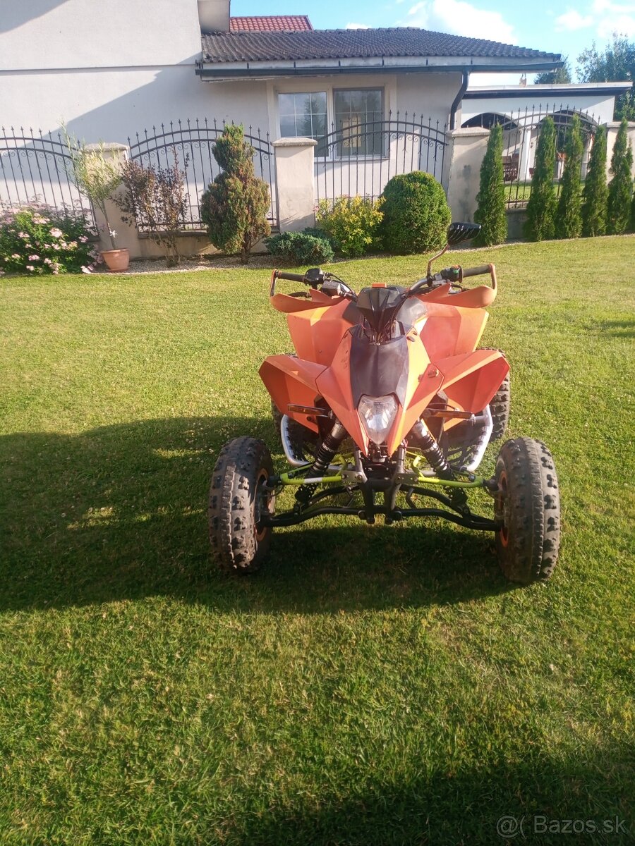KTM 525
