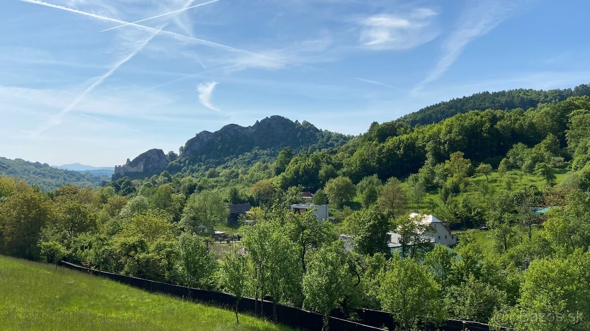 Pozemky,Lednica - Púchov, 4033 m - 4