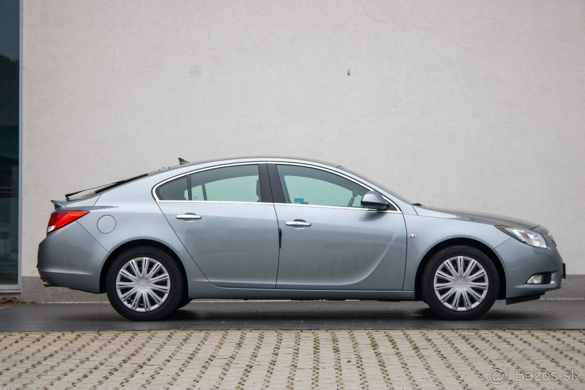 Opel Insignia 2.0 Turbo ECOTEC AWD Cosmo A/T, 162kW - 4