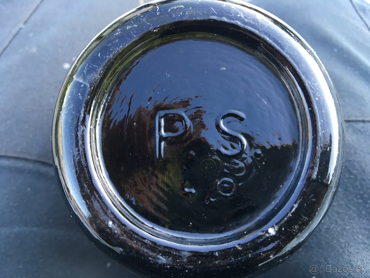 Staré pivové flaše s nápisom - 4