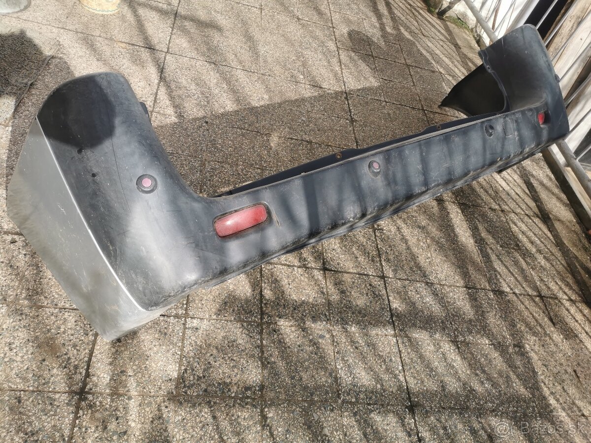 Zadný nárazník - 4