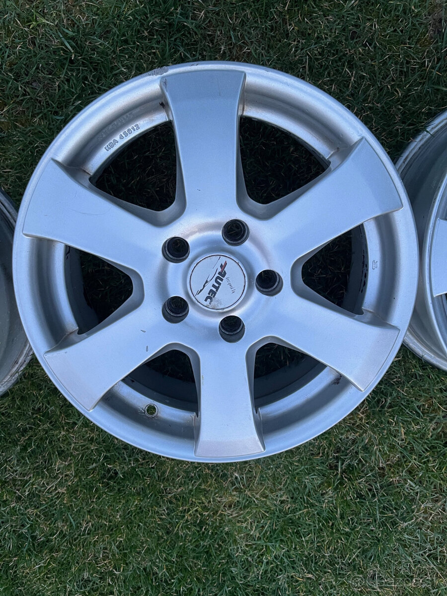 Disky R16 5x114,3 - 4