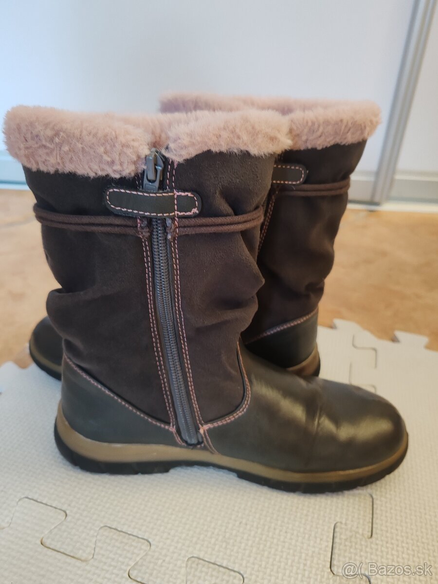 Krasne dievcenske cizmy na zimu - 4