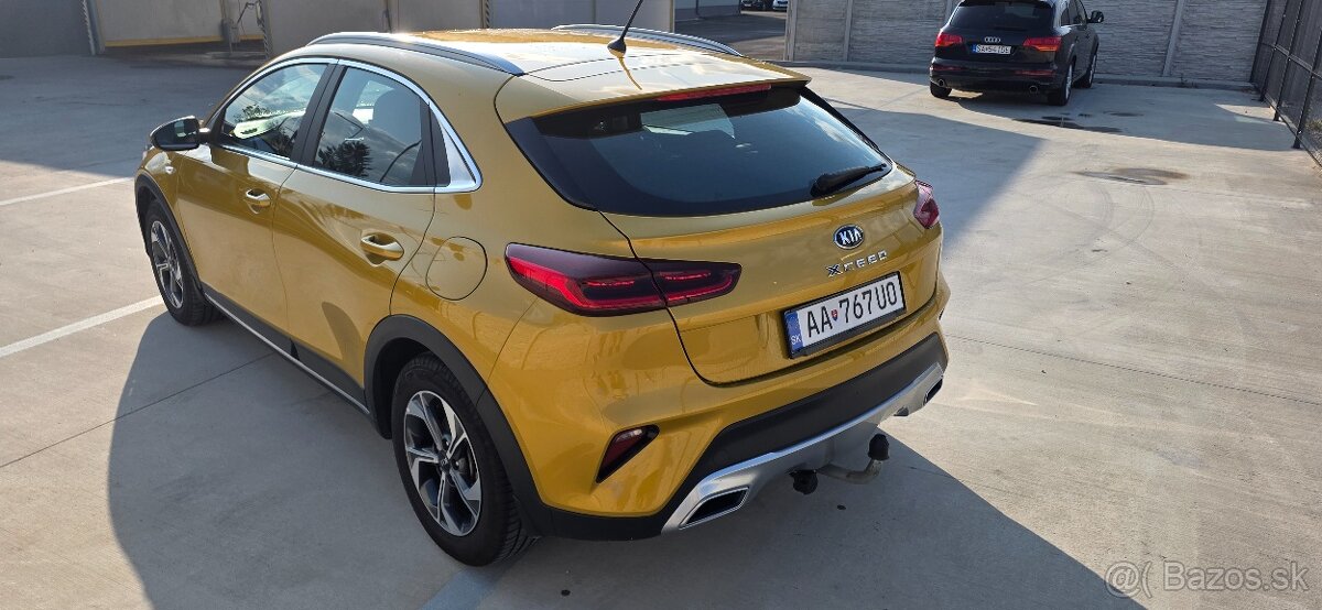 KIA XCEED - 4