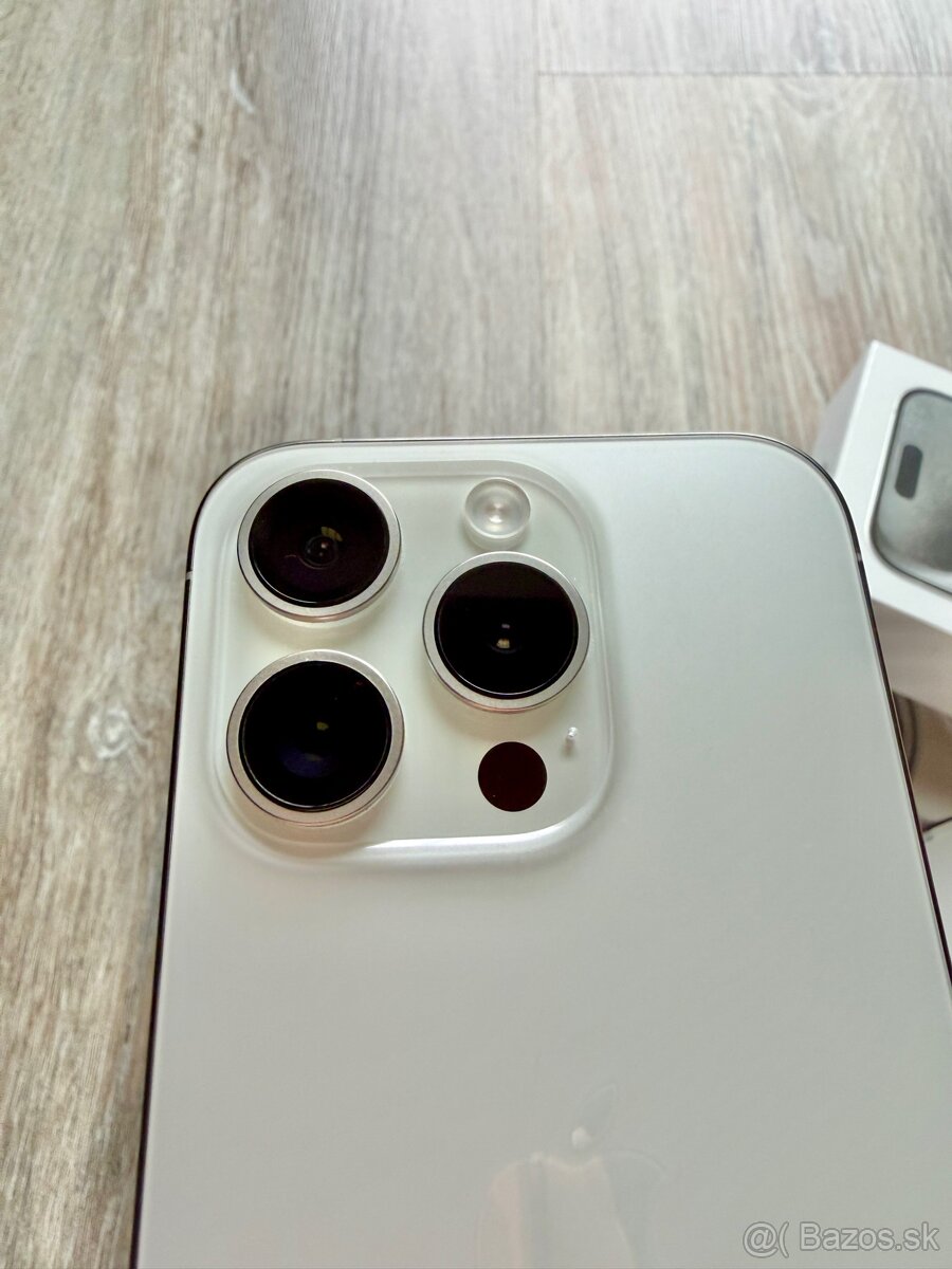 iPhone 15 Pro – 256 GB – Biely titán – TOP STAV 📱 - 4