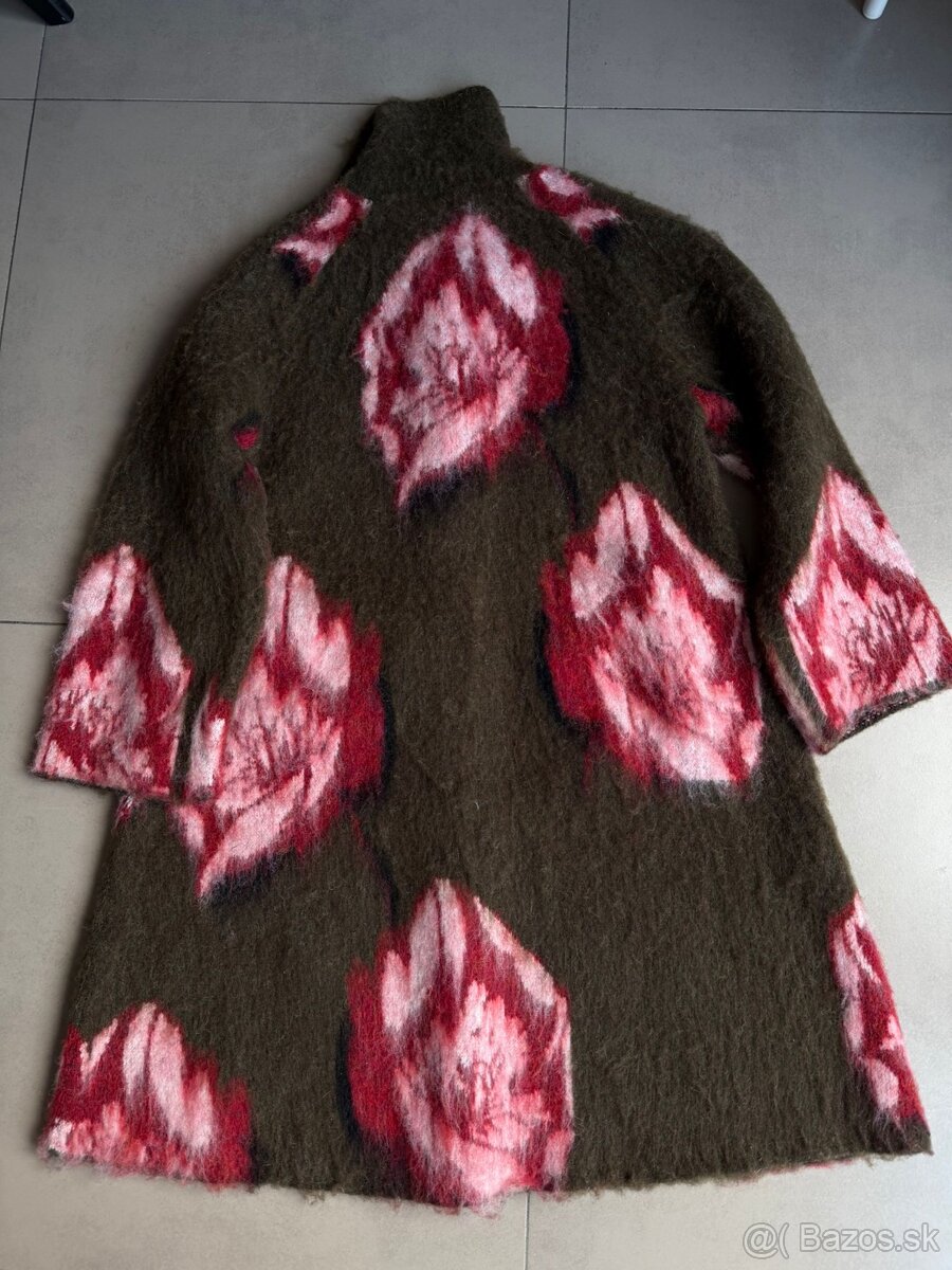 Upletovy kabat Zara c. M uni - 4