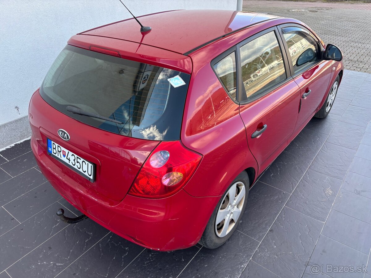 Predám Kia Ceed 1.4 benzín / LPG - 4