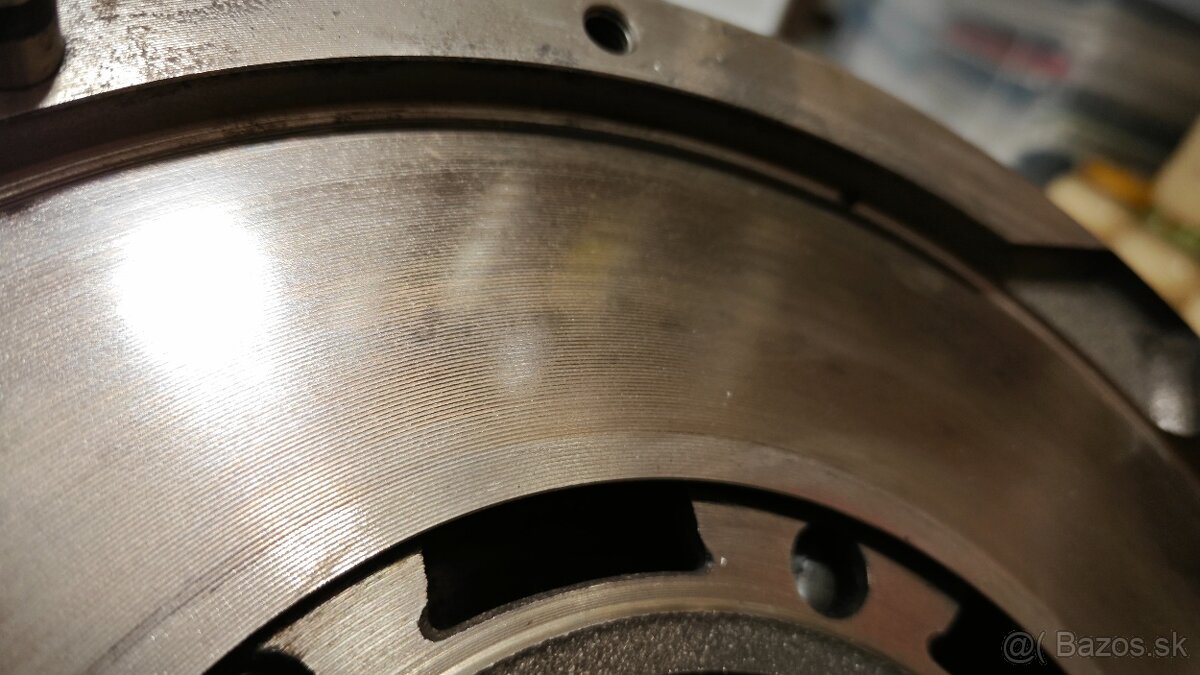 BMW e46 M3 zotrvačník - 4