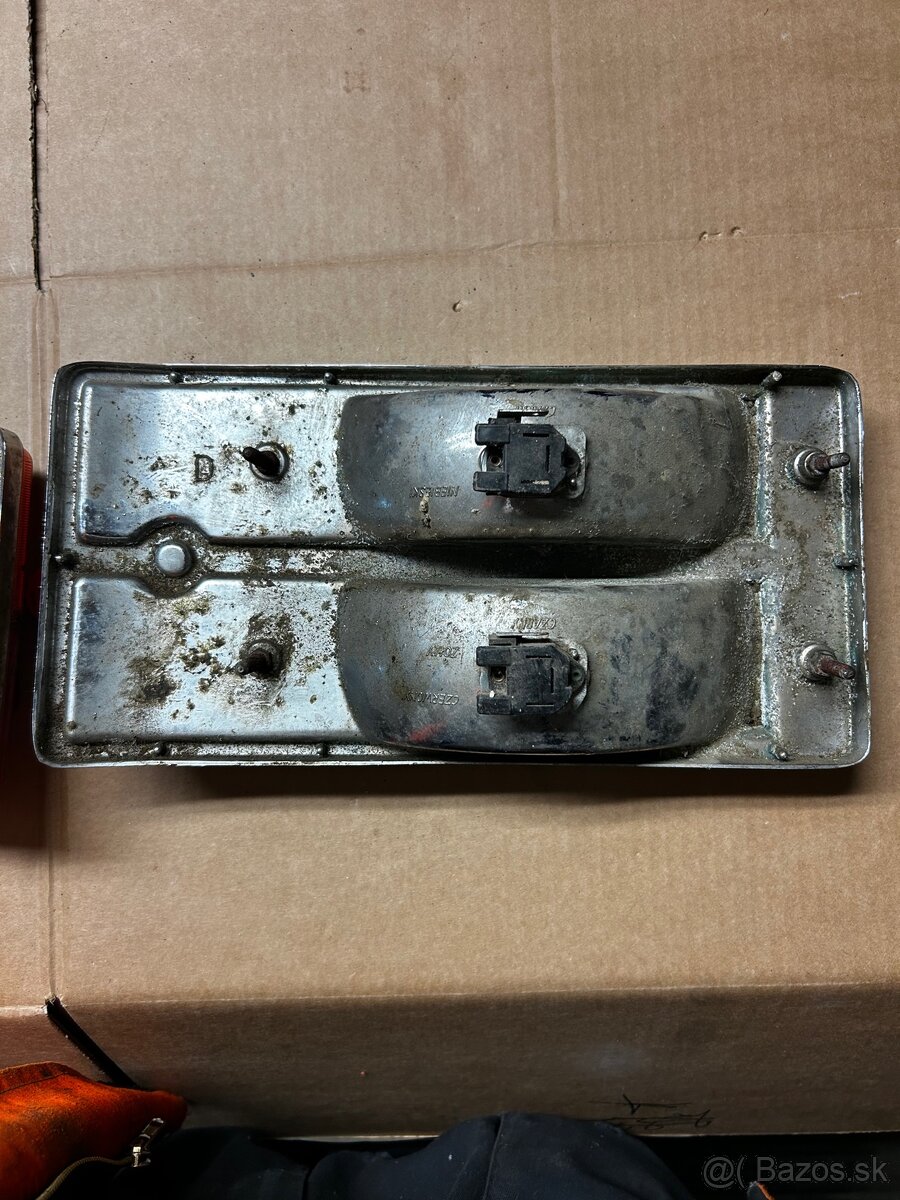 Zadné svetlá Fiat 125p - 4
