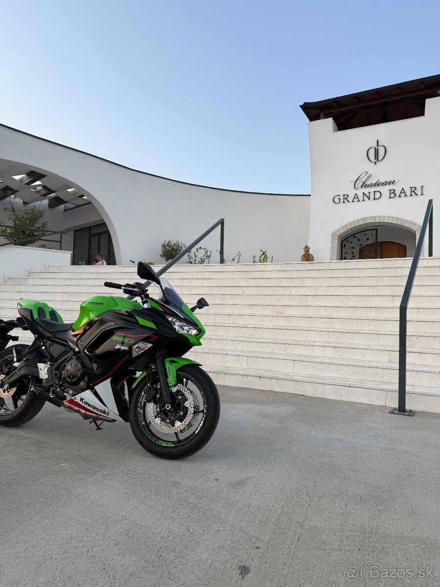 Kawasaki Ninja 650 - 4