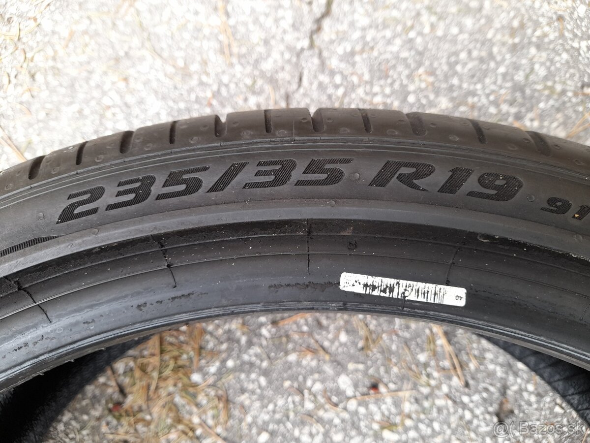 235/35 R19 Pirelli P zero letne - 4