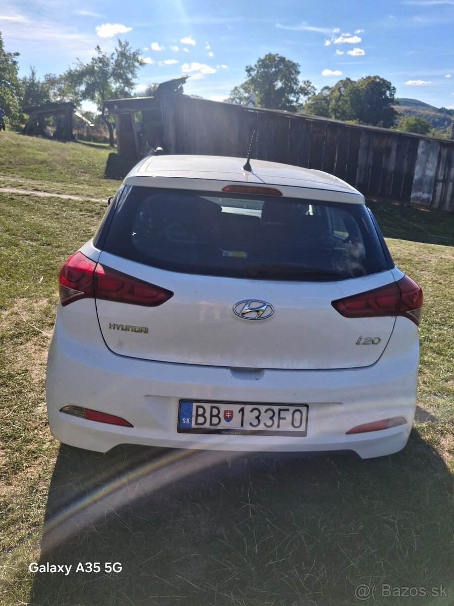 Predam Hyundai i20 1.2 benzin - 4