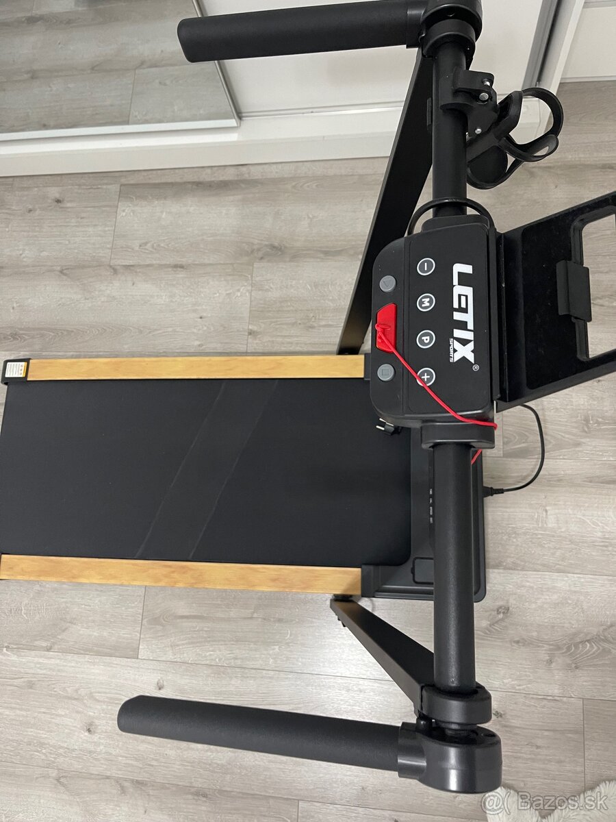 Elektrický bežecký pás FoldPro 2v1 s LCD displejom - 4