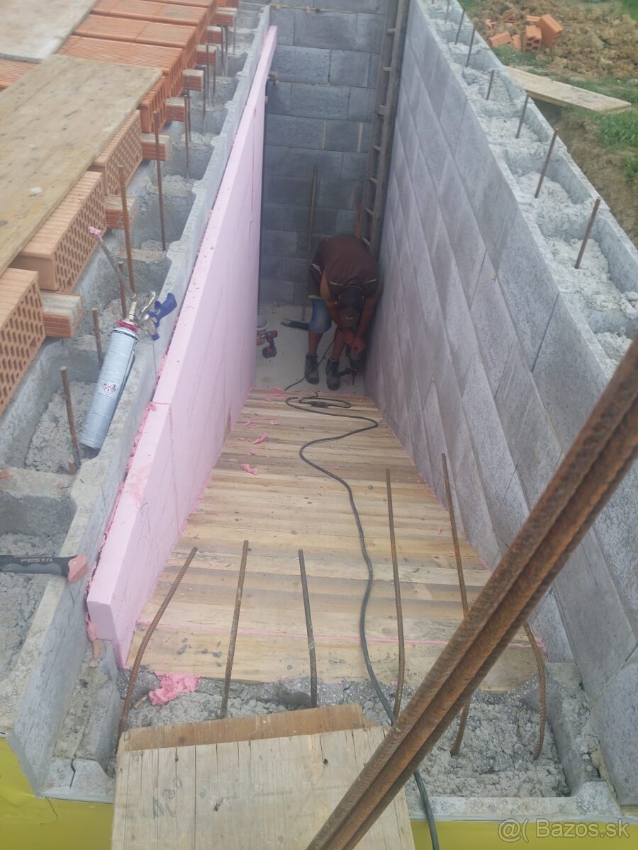 Hľadáme murárov, tesárov a pomocných stavebných robotníkov - 4