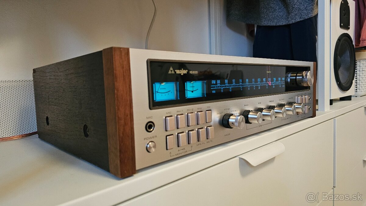Vintage receiver Major RS 8020 top model a stav - 4
