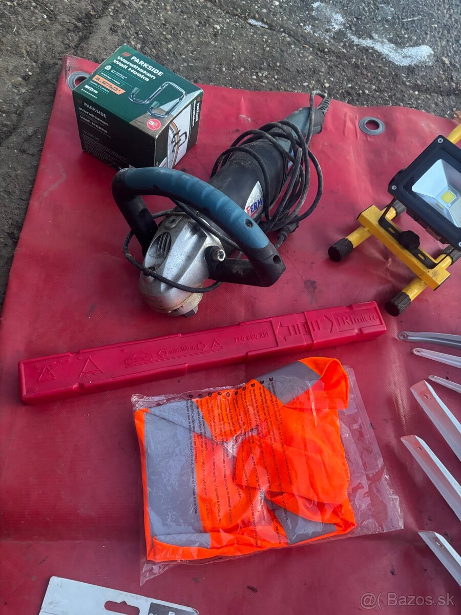 Veci z garáže - 4