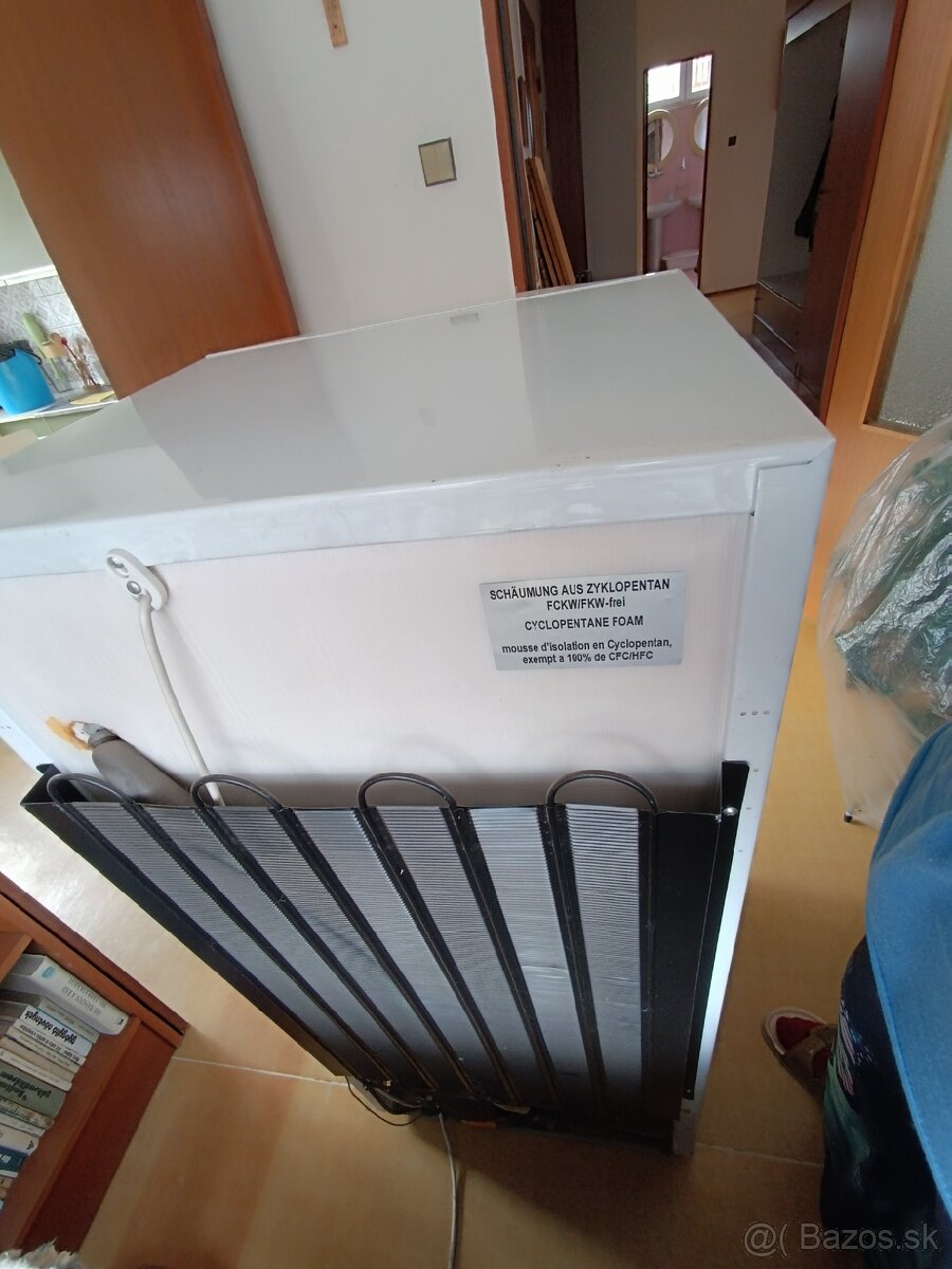 Predám mrazák Amica - 4