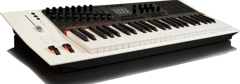 Predam 4 klavesove nastroje - výhodne každy za 260,- - 4