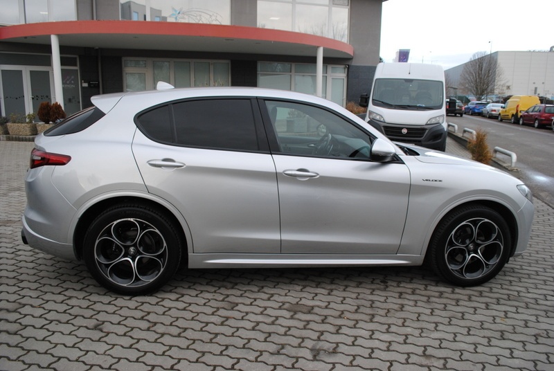 Alfa Romeo Stelvio 2.2 JTD 210k Veloce AWD⭐ A/T⭐ - 4