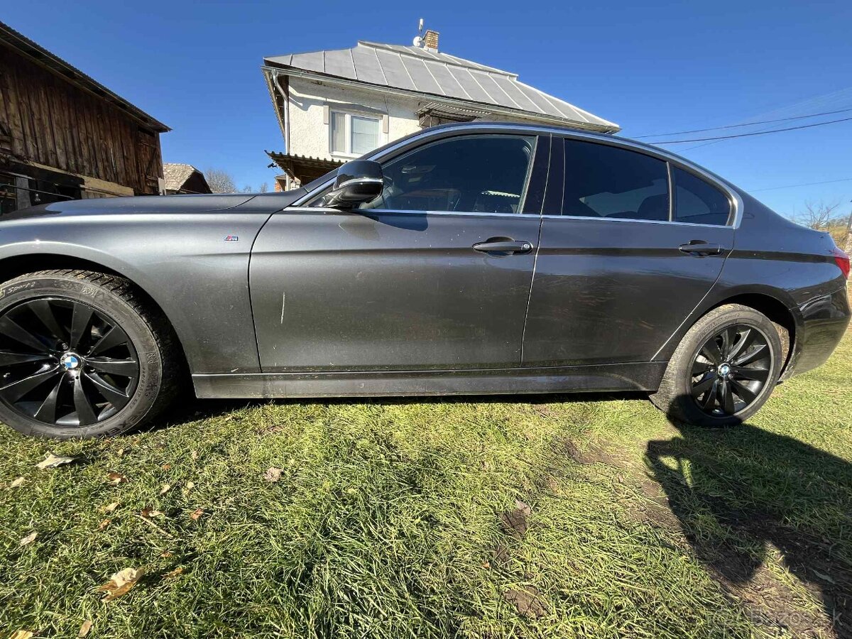 BMW F30 320D xDrive - 4