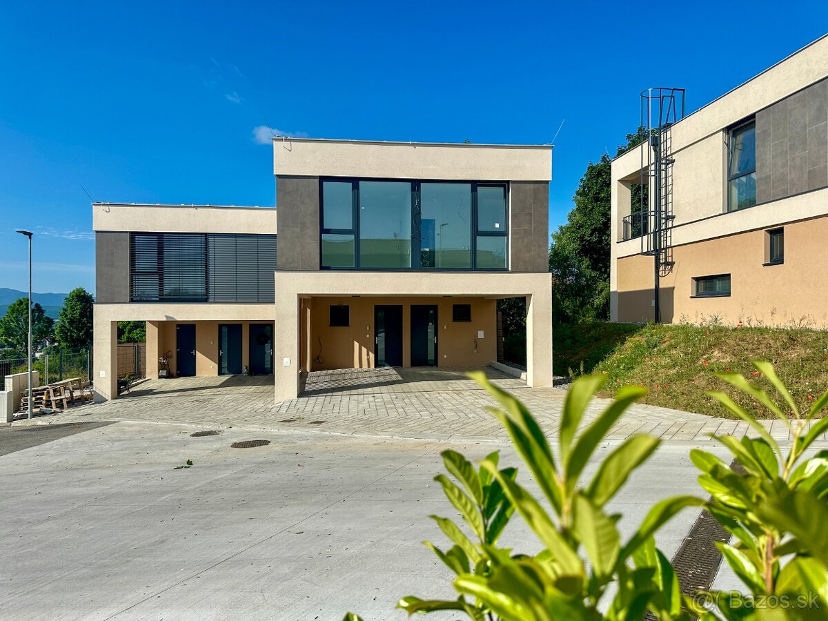 PREDAJ - Apartmán s terasou a parkovaním - Bojnice - 4