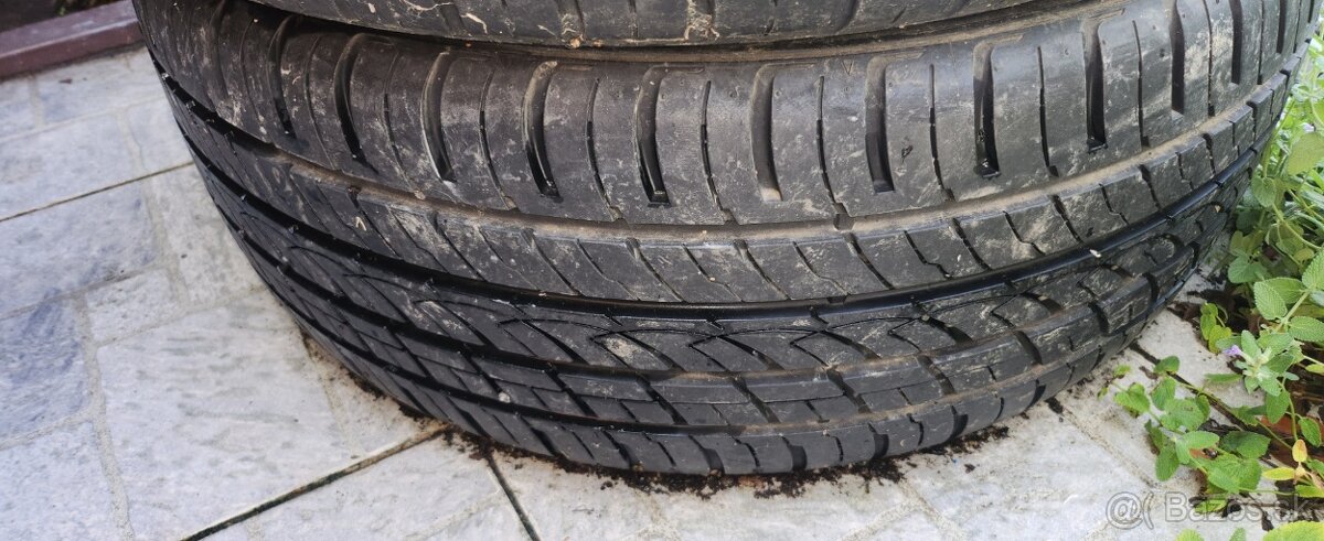 5 x 108 . 235 x 40 R18 - 4