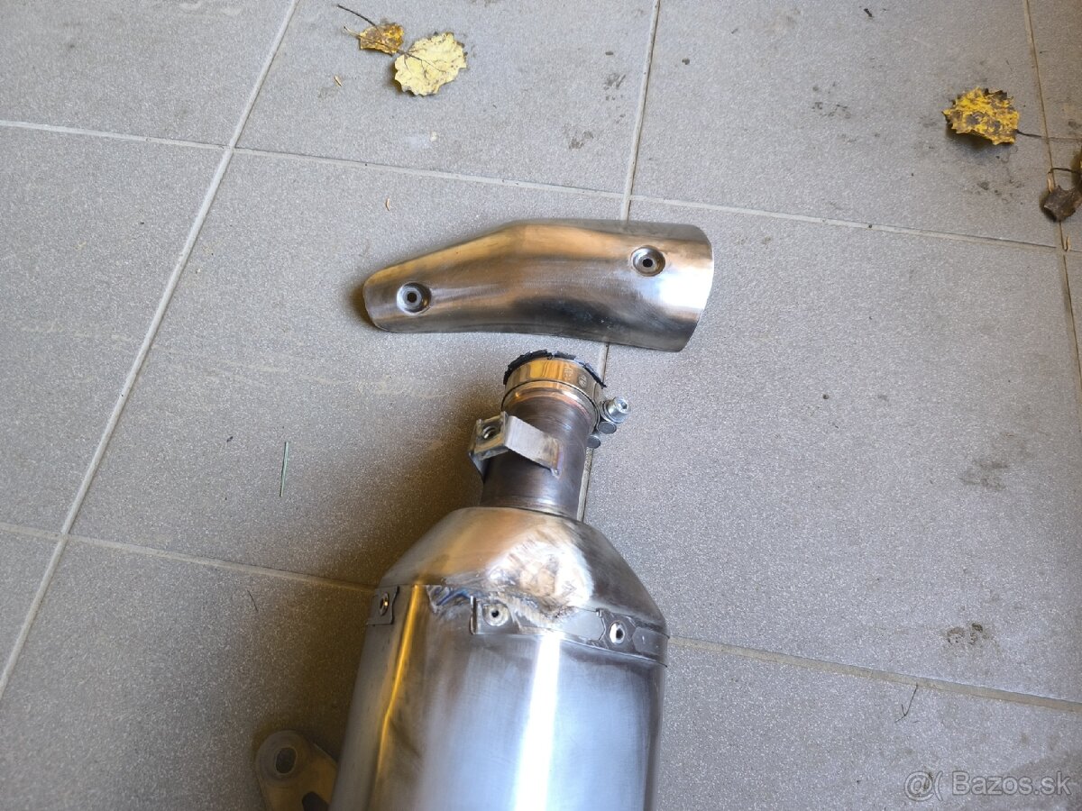 Originál Akrapovič titánový slip on - 4