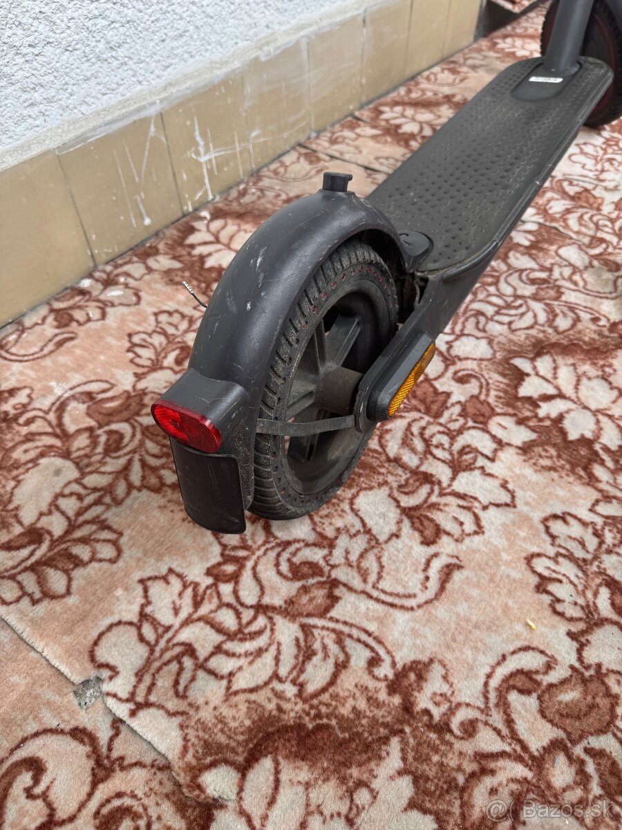 Elektricka kolobežka Xiaomi Mi Pro 2 - 4