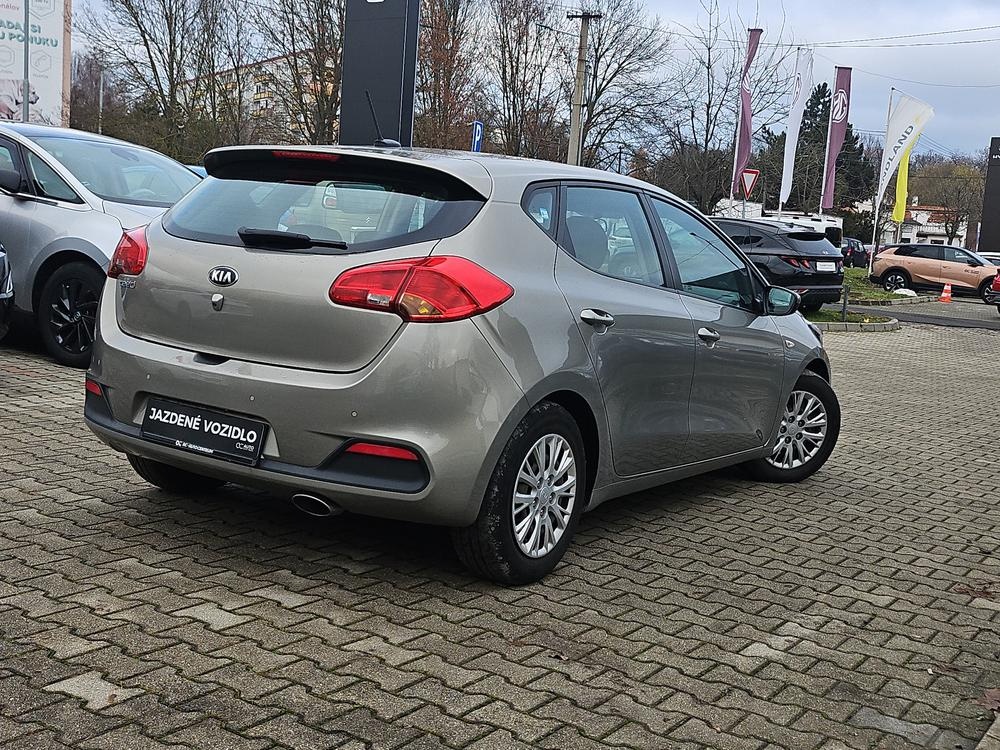 Kia Ceed 1.4 73KW R.V 2014 117 817 KM - 4