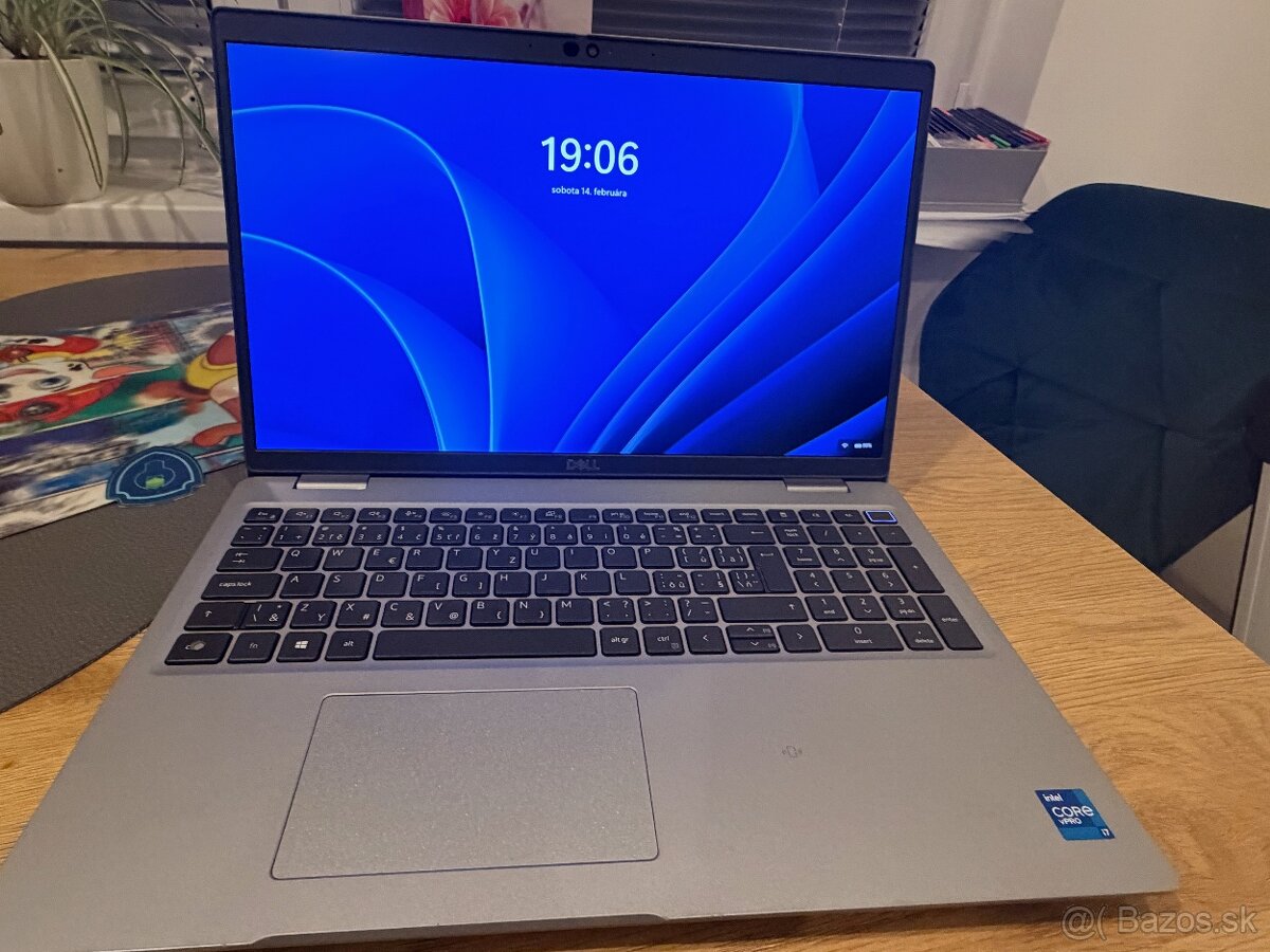 notebook dell 5521 i7 32 gb ram , geforceMX 450 - 4