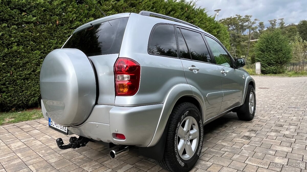 Toyota Rav4 2.0 VVT-i Executive 4WD / AT