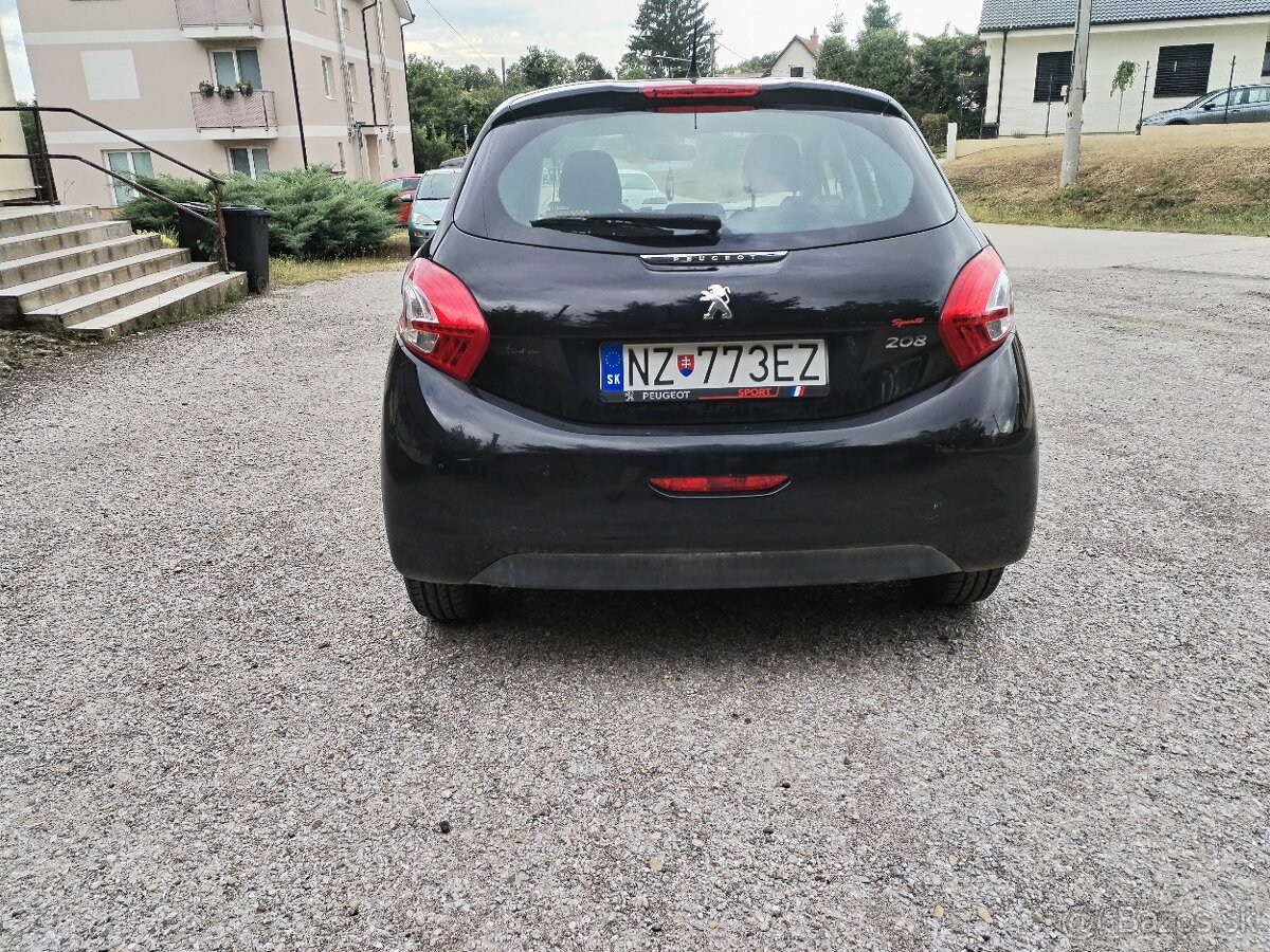Peugeot 208 rok 2013 - 4
