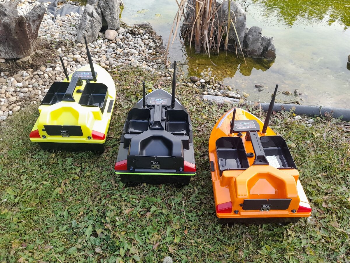 Zavažacia zakrmovacia lodka s GPS a farebným sonarom aj bez - 4