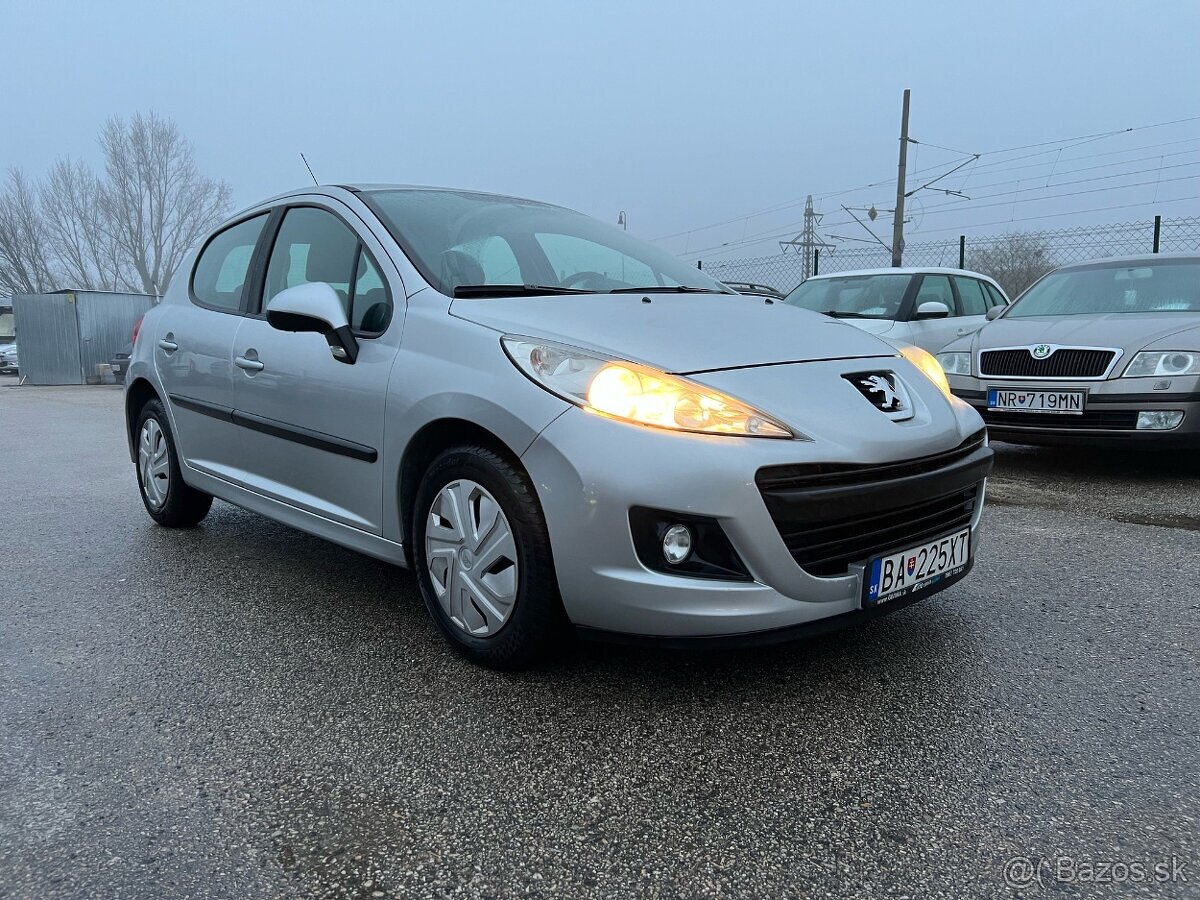 Peugeot 207 FL 1.4 benzín (KFT), 54kW, MT/5, rok:12.2009. - 4