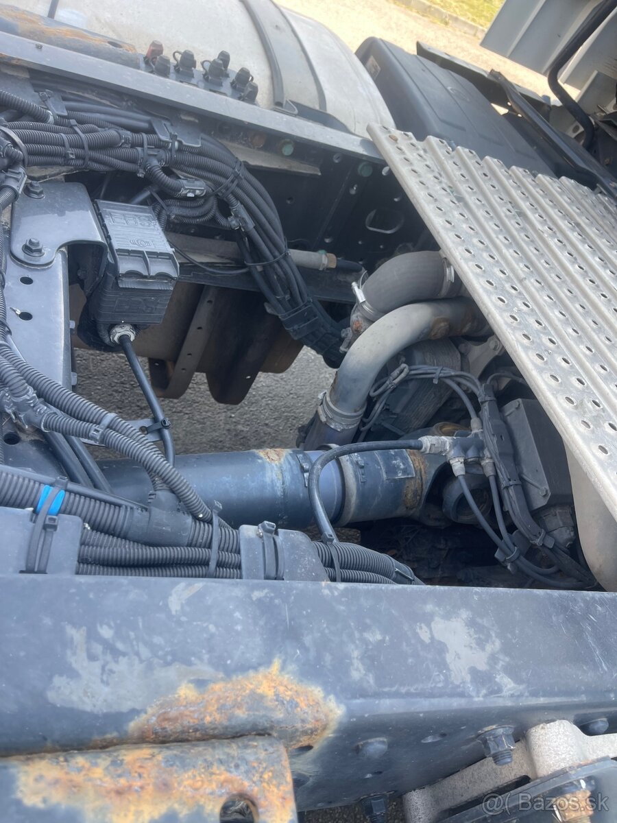 MAN TGX 18.500 nahradni dily - 4