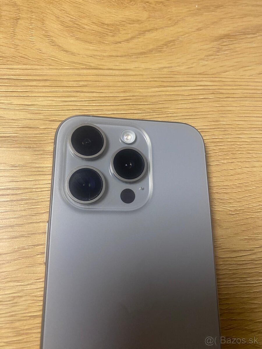 iPhone 15 PRO 256GB - 4